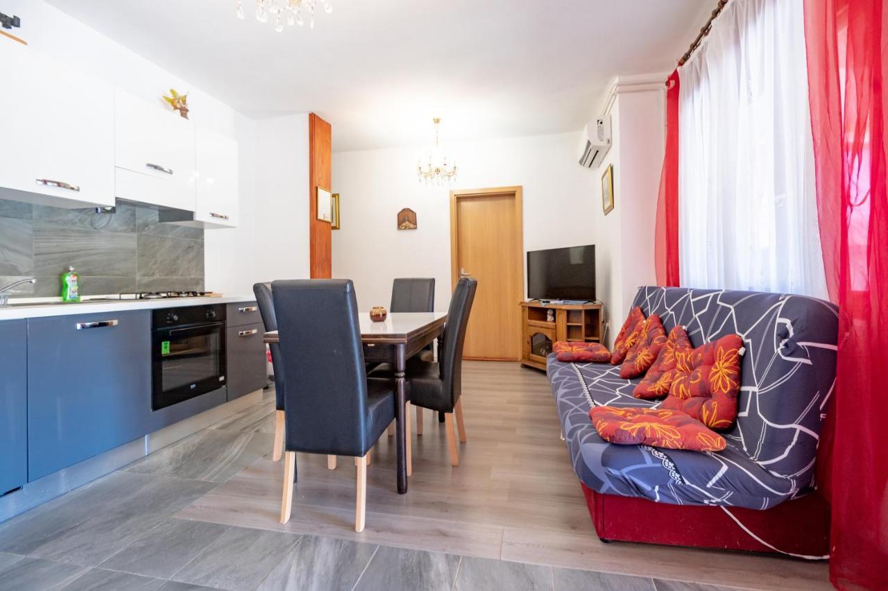 Apartments Ruza Dragove Dugi Otok ภายนอก รูปภาพ