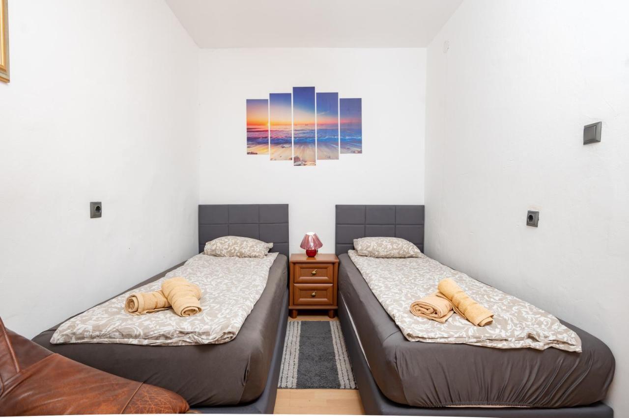 Apartments Ruza Dragove Dugi Otok ภายนอก รูปภาพ