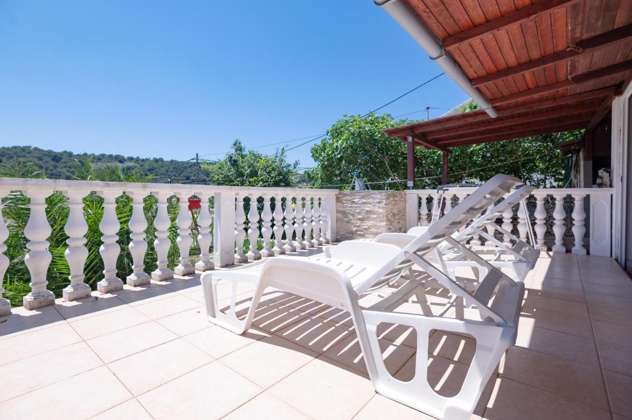 Apartments Ruza Dragove Dugi Otok ภายนอก รูปภาพ